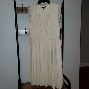 Cream Size 4 Fit and Flare Banana Republic dress